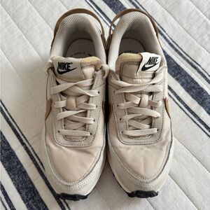 Women's Waffle Debut Sneaker-Nike